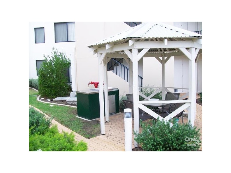 41/17 Southdown Place, Thornlie WA 6108