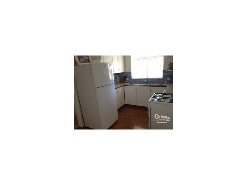 10 Gluclub Street, Riverton WA 6148