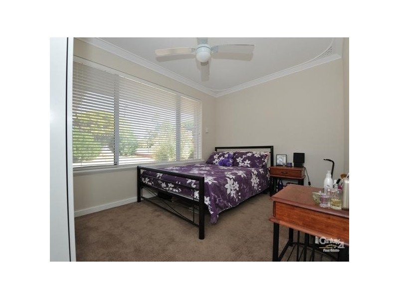 10 Gluclub Street, Riverton WA 6148