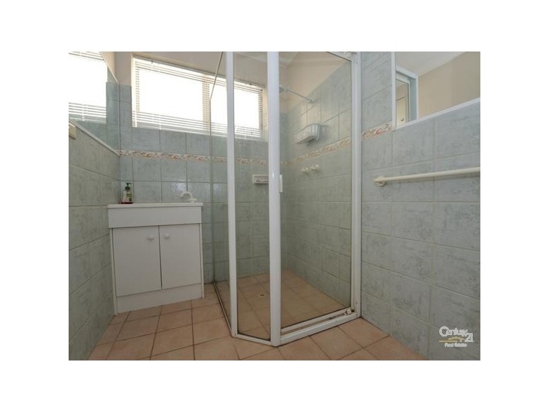 10 Gluclub Street, Riverton WA 6148