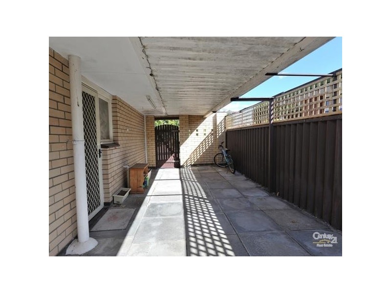10 Gluclub Street, Riverton WA 6148