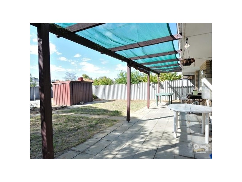 10 Gluclub Street, Riverton WA 6148