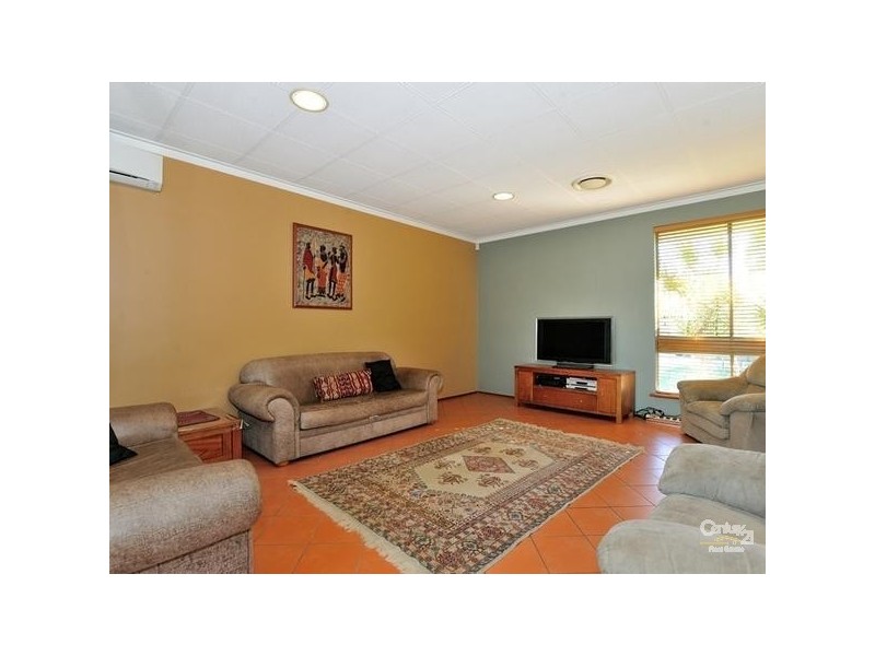 20 Hibbertia Crescent, Riverton WA 6148