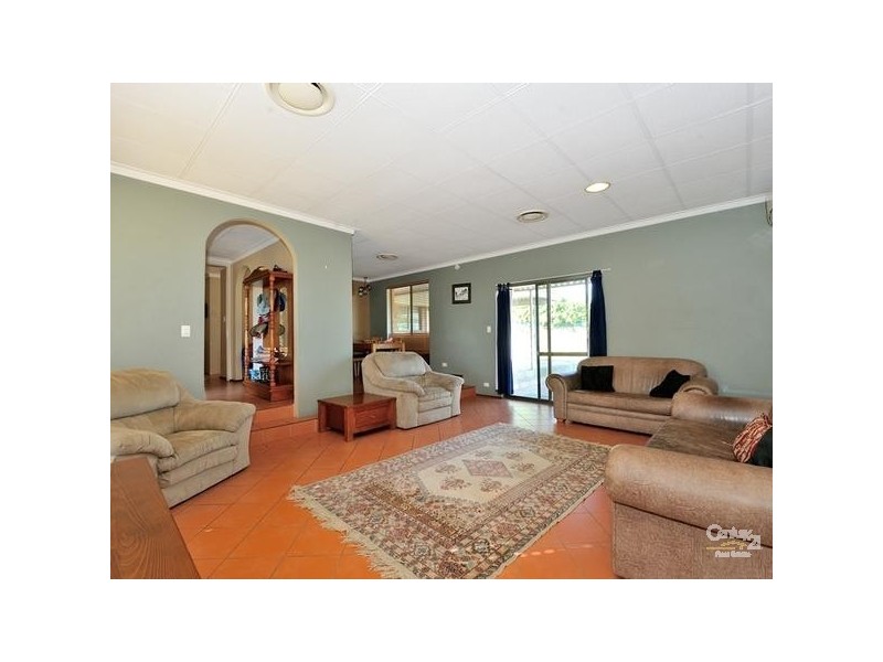 20 Hibbertia Crescent, Riverton WA 6148