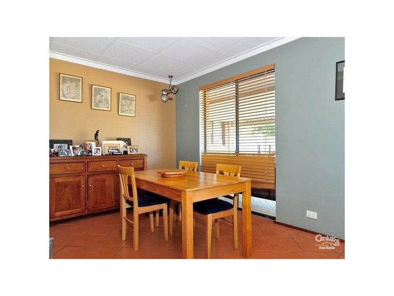 20 Hibbertia Crescent, Riverton WA 6148