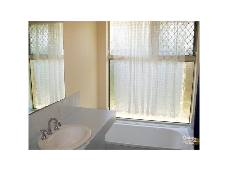 2 Molloy Circuit, Atwell WA 6164