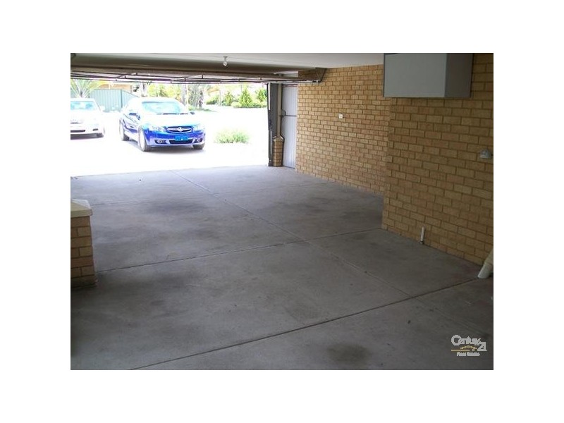 2 Molloy Circuit, Atwell WA 6164