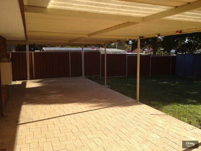 40 O’Sullivan Drive, Camillo WA 6111