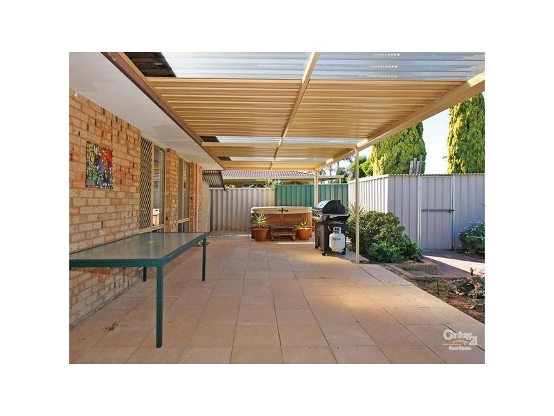 28 Eureka Place, Seville Grove WA 6112