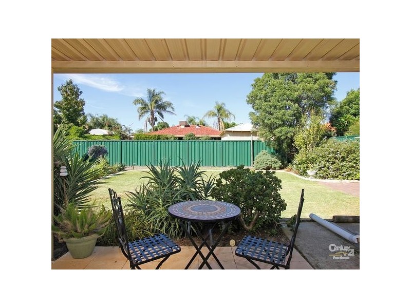 28 Eureka Place, Seville Grove WA 6112