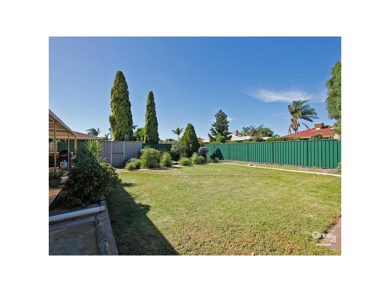 28 Eureka Place, Seville Grove WA 6112