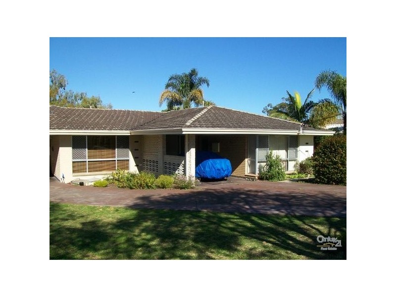 12B Ochiltree Way, Kardinya WA 6163