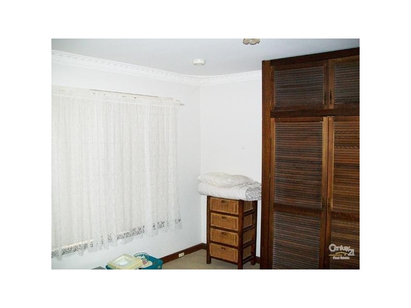 12B Ochiltree Way, Kardinya WA 6163