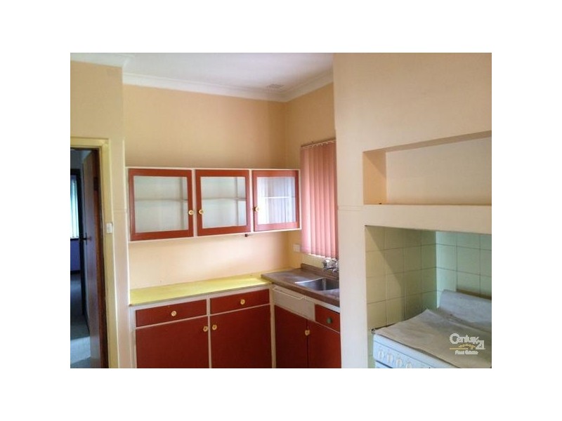 37 Fifth Road, Armadale WA 6112