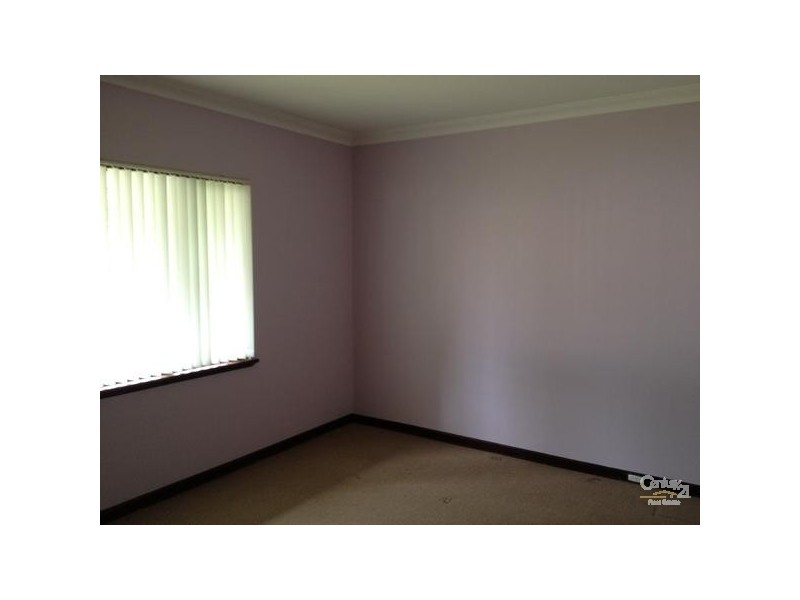 37 Fifth Road, Armadale WA 6112