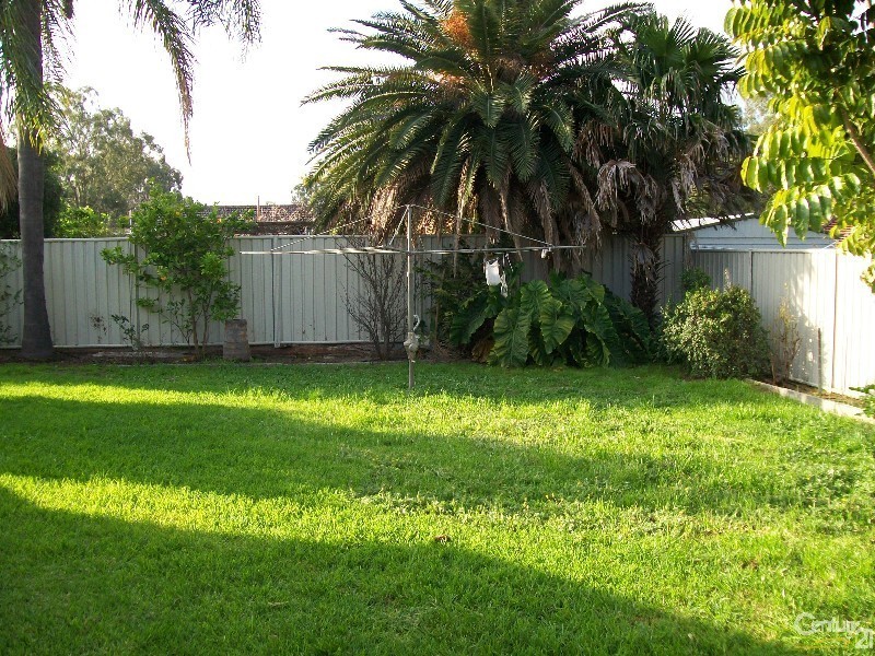 8 Stafford Road, Kenwick WA 6107