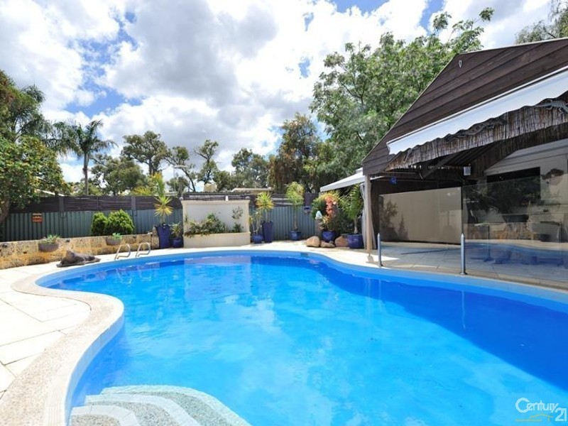 11 Chilcott Gardens, Gosnells WA 6110