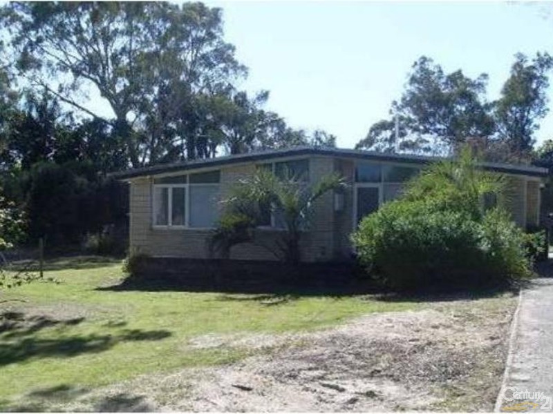 8 Westfield Street, Maddington WA 6109