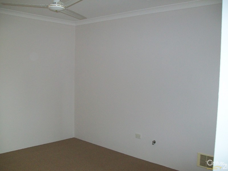 12/31 Third Avenue, Kelmscott WA 6111