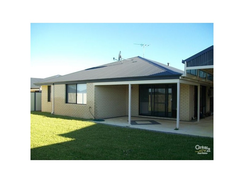 84  Centennial Avenue, Bertram WA 6167