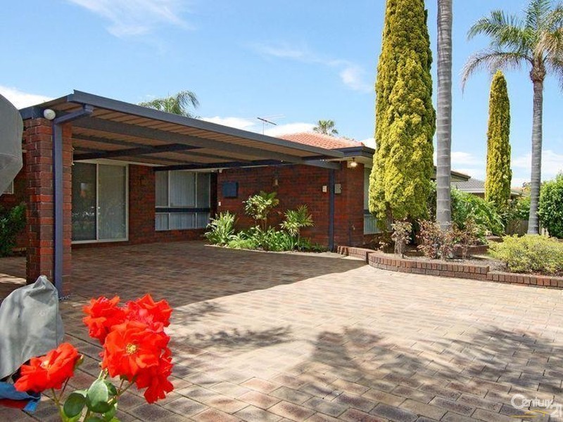7 Mirrelia Way, Riverton WA 6148
