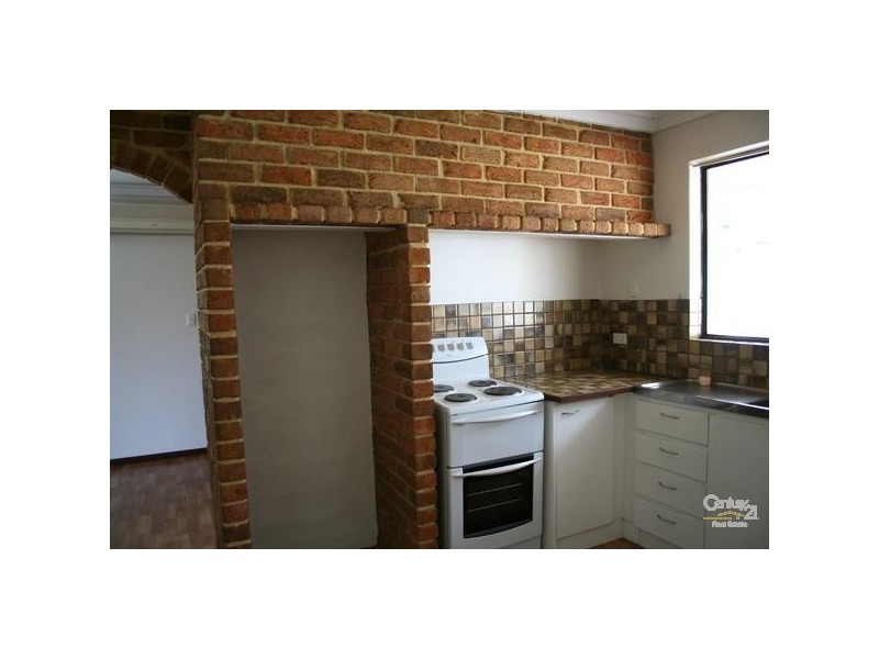 19 Ravenscroft Way, Kelmscott WA 6111