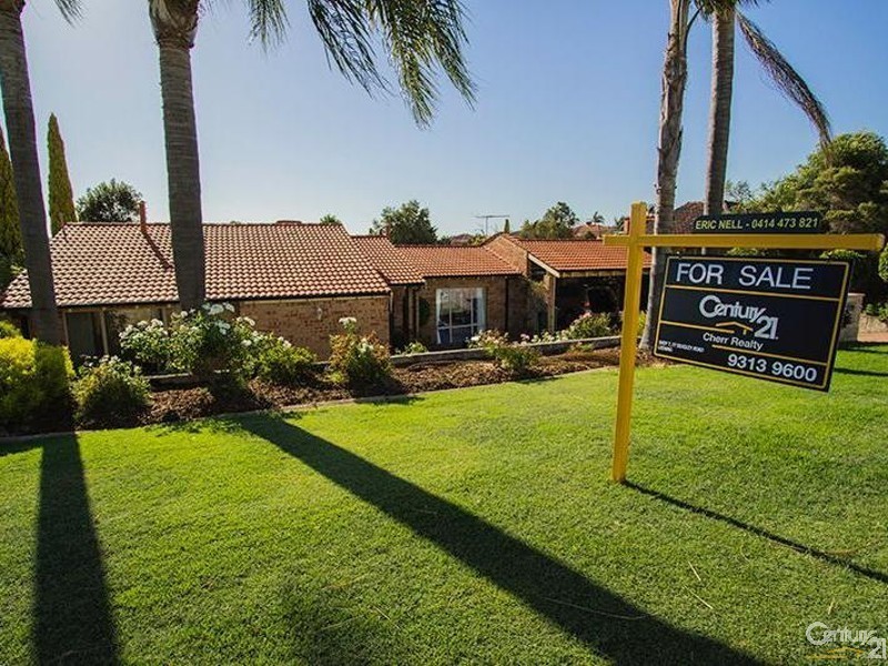 18 Timbrell Way, Leeming WA 6149