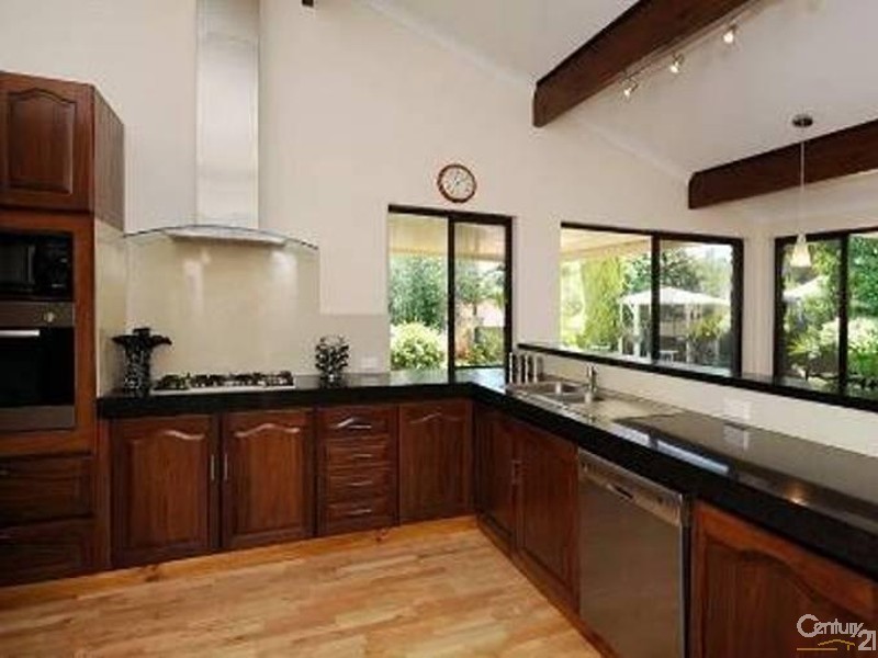 3 Timbrell Way, Leeming WA 6149