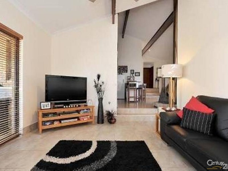 3 Timbrell Way, Leeming WA 6149