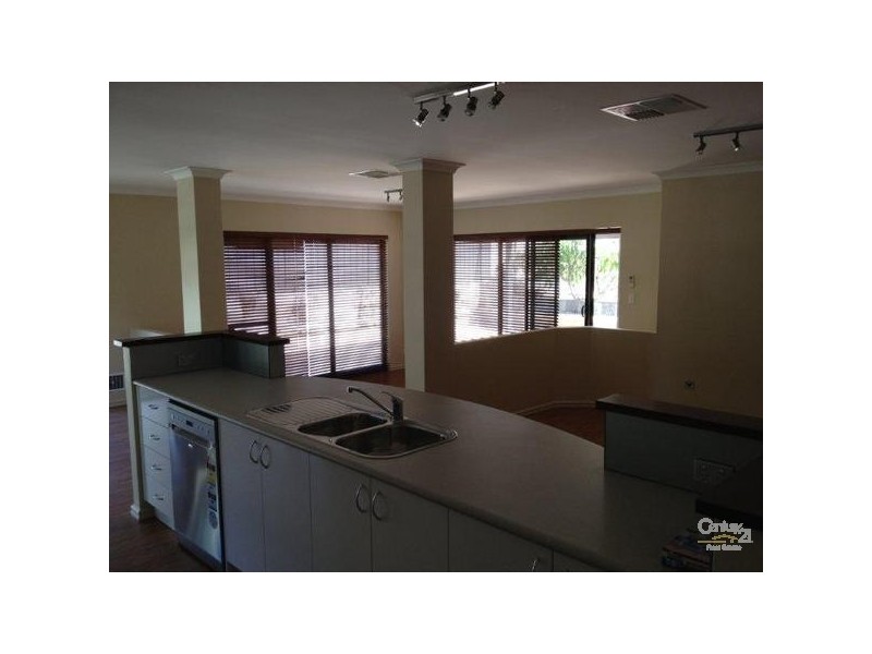 29 Steiner Avenue, Success WA 6164