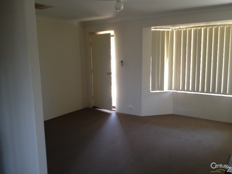 2 Grealis Street, Armadale WA 6112