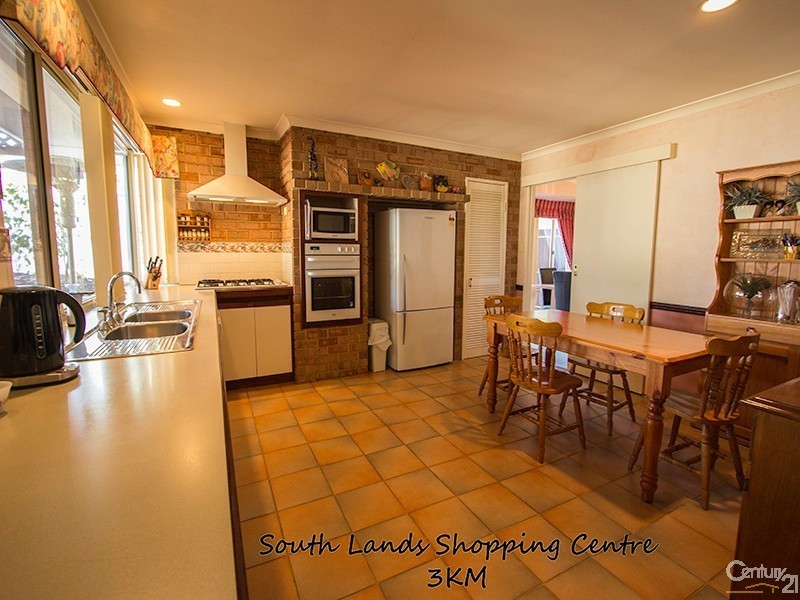 29 Parry Avenue, Bateman WA 6150