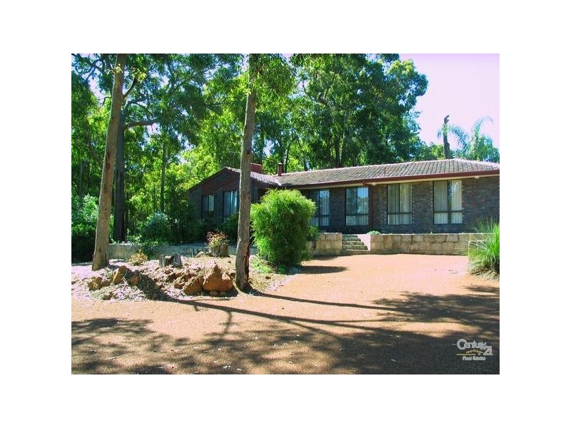 7 Sefton Road, Roleystone WA 6111