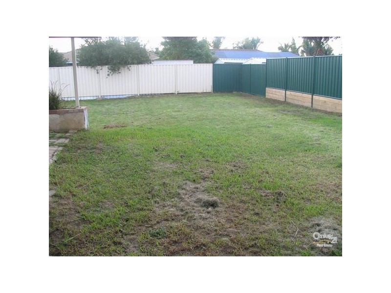 29 Craigie Place, Seville Grove WA 6112