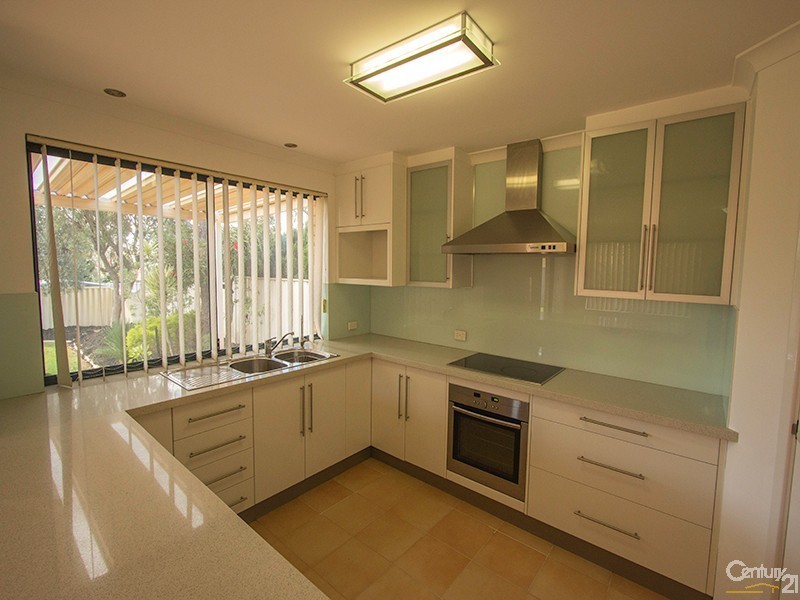 15 La Fayette Boulevard, Bibra Lake WA 6163