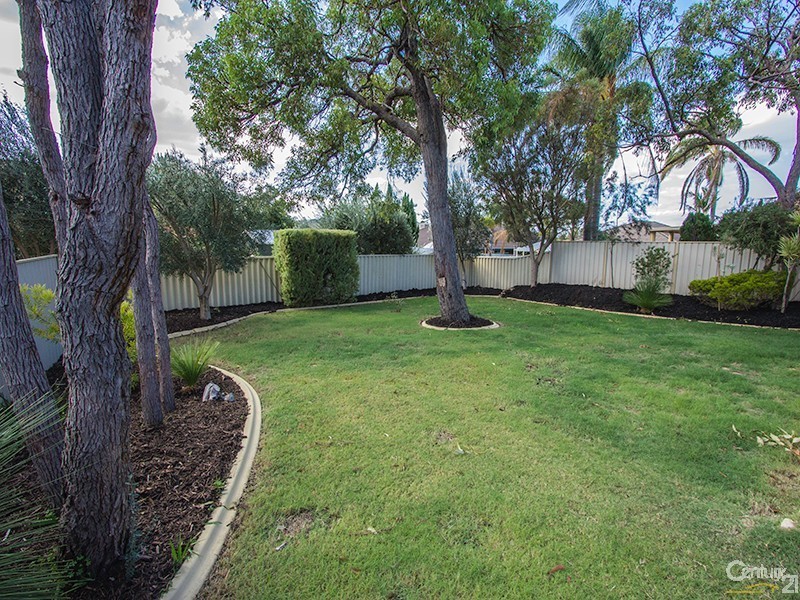 15 La Fayette Boulevard, Bibra Lake WA 6163