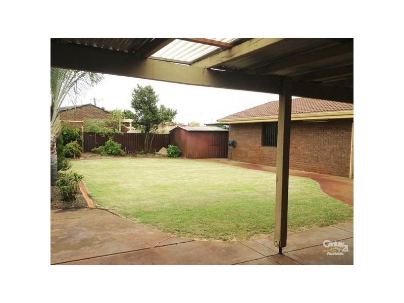 155 Ferndale Crescent, Ferndale WA 6148