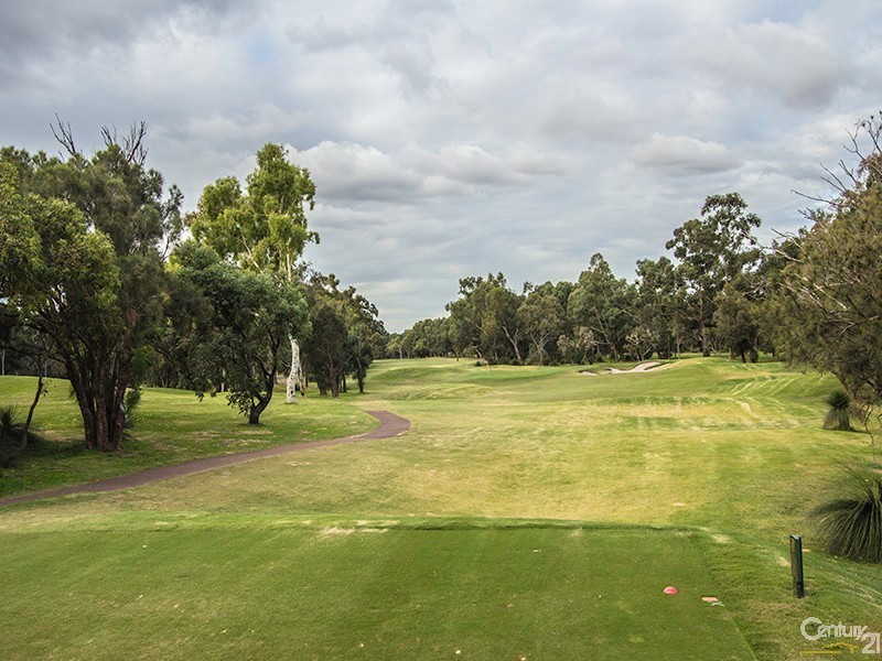 5 Terry Road, Leeming WA 6149