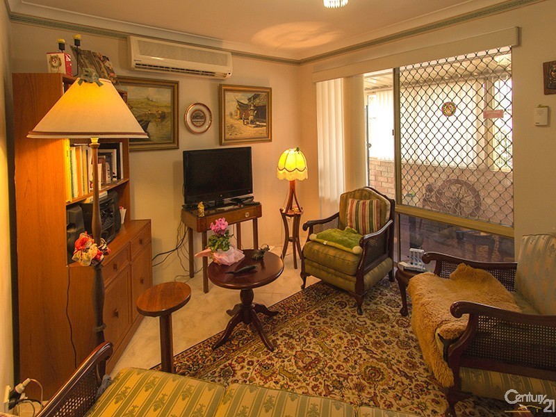 15 Juniper Court, Thornlie WA 6108