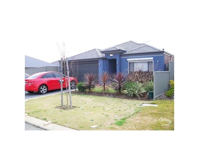 26 Cornforth Way, Piara Waters WA 6112