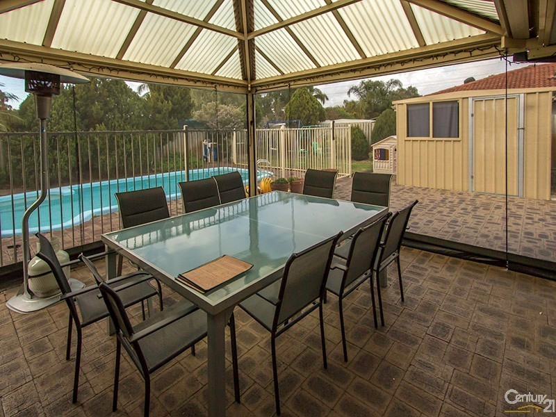 2 Terry Road, Leeming WA 6149