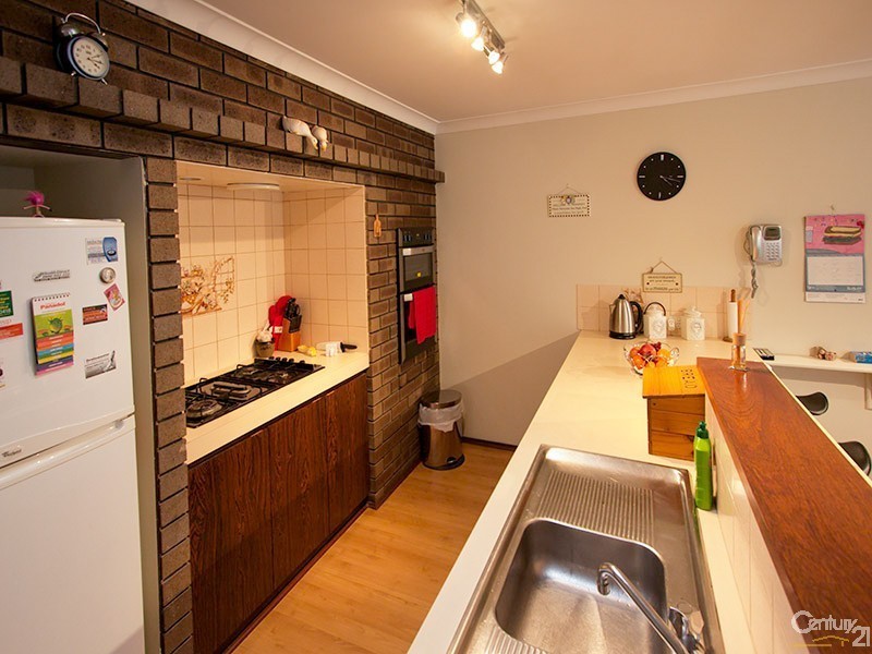 2 Terry Road, Leeming WA 6149