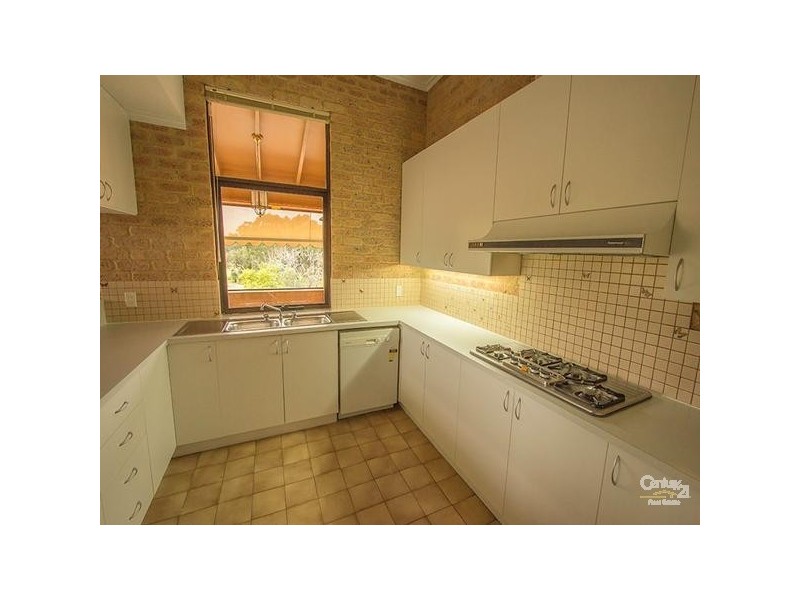 5 Terry Road, Leeming WA 6149