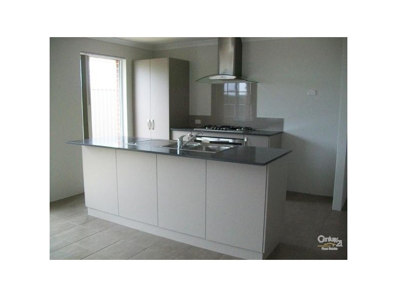 6 Battams Way, Byford WA 6122