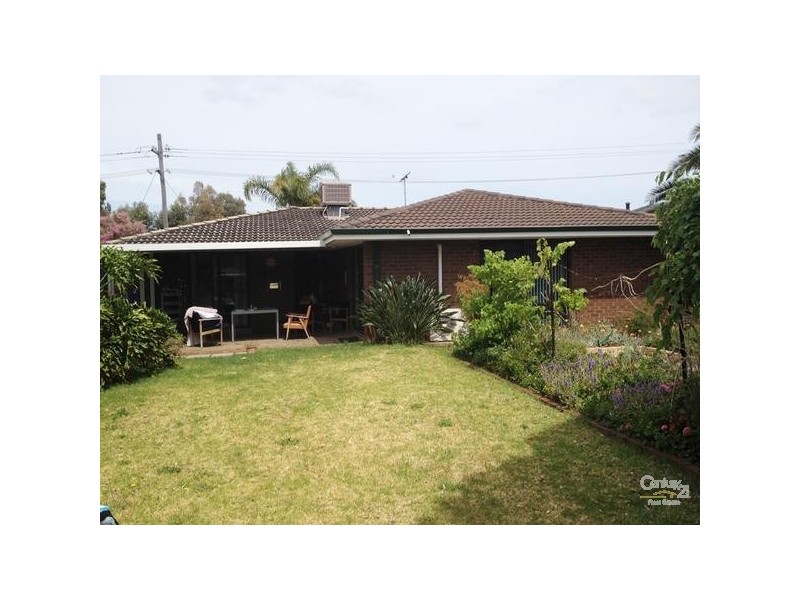 10 Little Rush Close, South Lake WA 6164