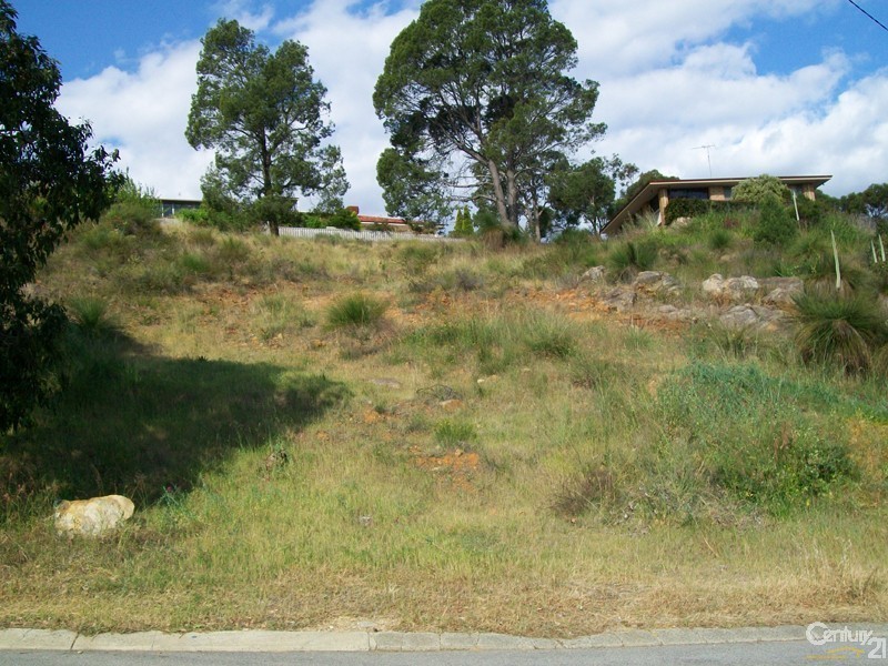 7 Derry Avenue, Mount Nasura WA 6112