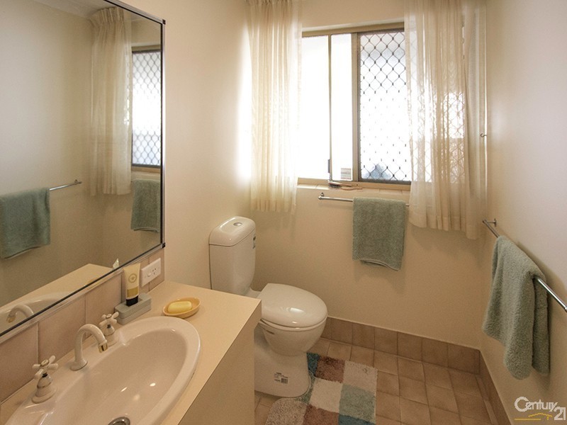 13 Bryne Place, Leeming WA 6149