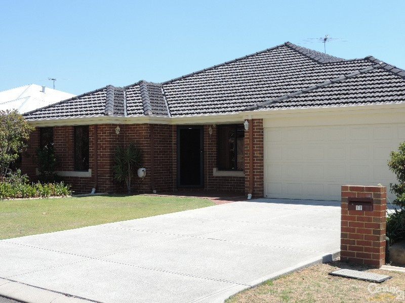 17 Calytrix Crescent, Success WA 6164