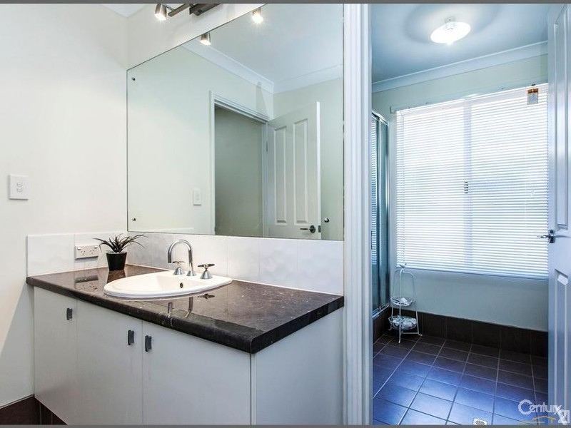 9 Dain Court, Leeming WA 6149