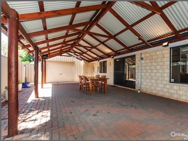16 Valentine Street, Kelmscott WA 6111